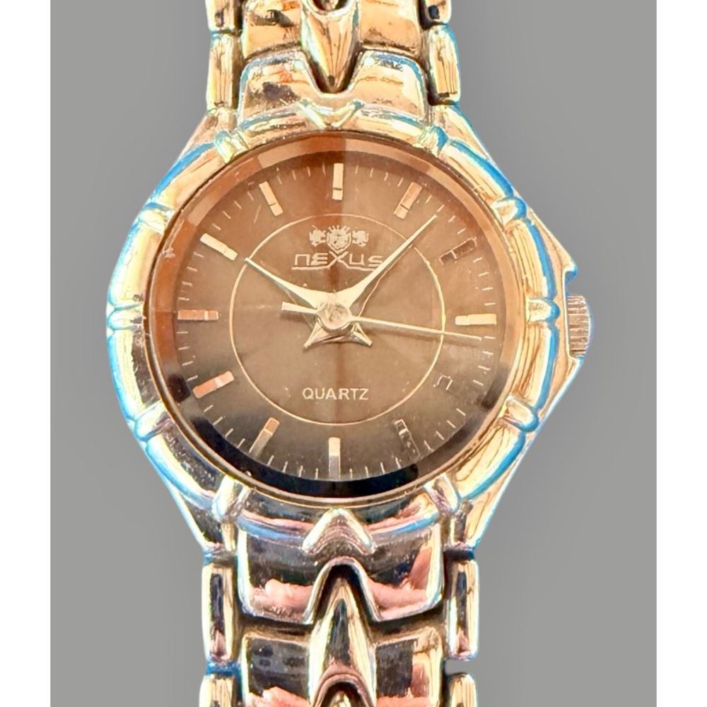 Nexus Women's Quartz Watch Gold Tone Bracelet black/gray Dial Japan Movement